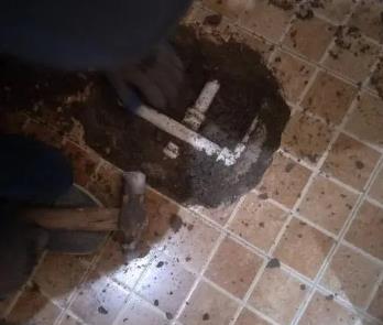城步卫生间漏水维修公司为您分享下卫生间渗水如何处理及注意事项